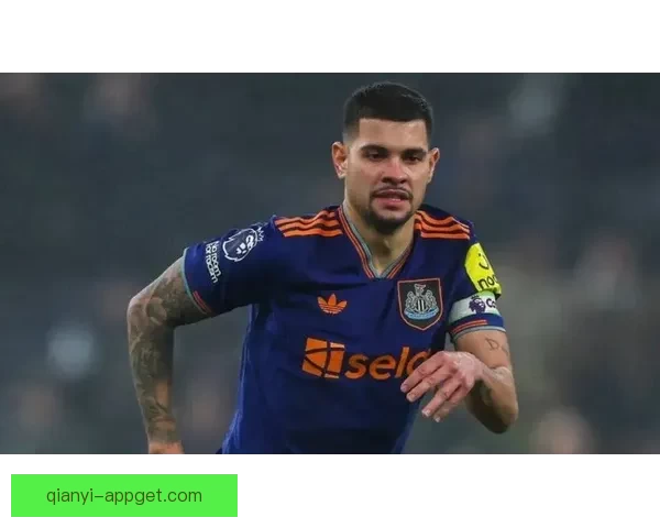 曼联再度接洽英格兰铁卫球员愿加盟曾被标价七千万失败